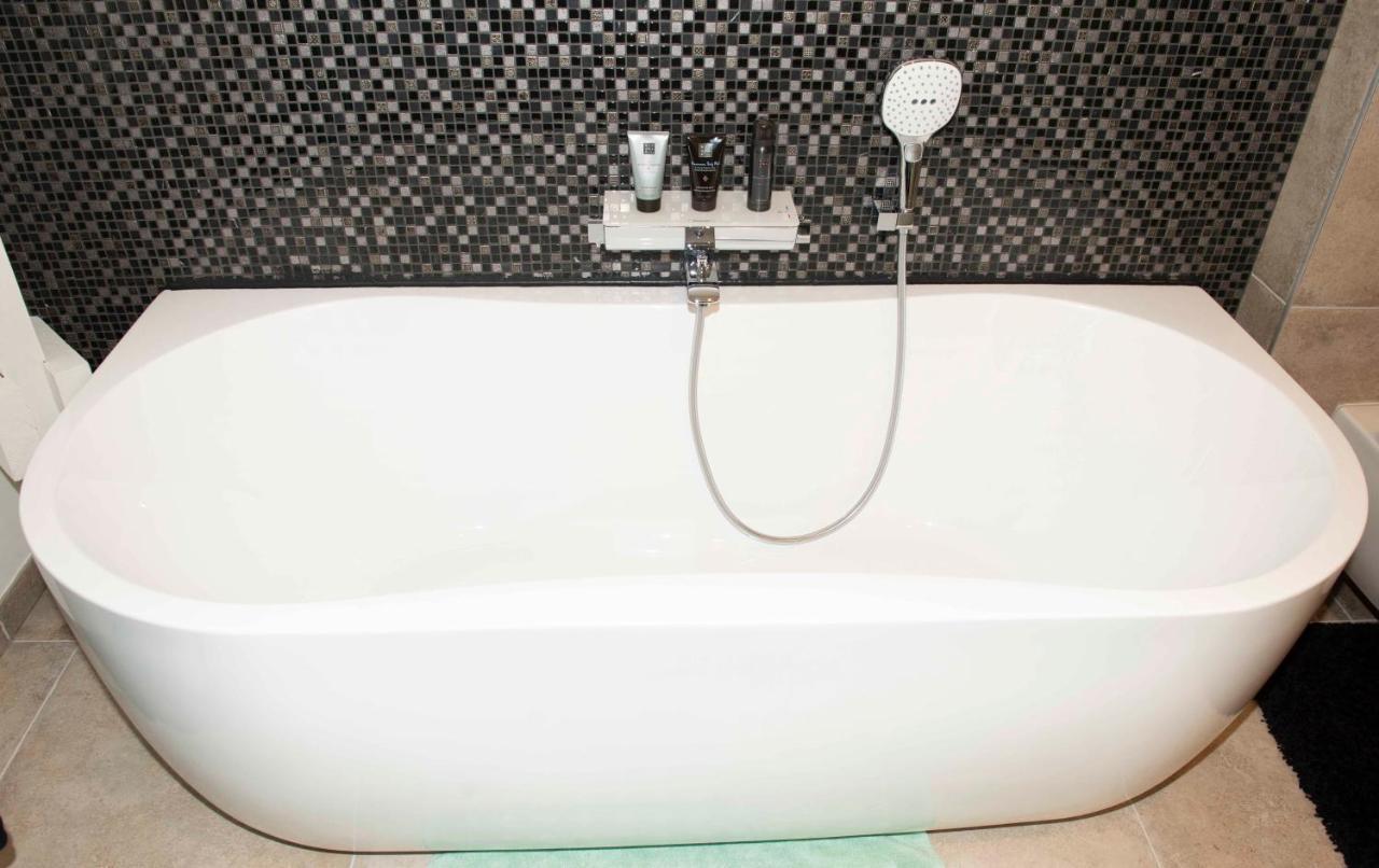 Studiobeerse Met Sauna Zwembad En Spa Apartment ภายนอก รูปภาพ